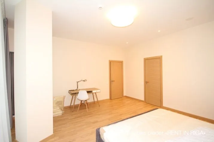 Izīrē dzīvokli, Mežaparka prospekts iela 1, Jūrmala, Dzintari / 2 750 € 16