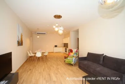 Izīrē dzīvokli, Mežaparka prospekts iela 1, Jūrmala, Dzintari / 2 750 € 2