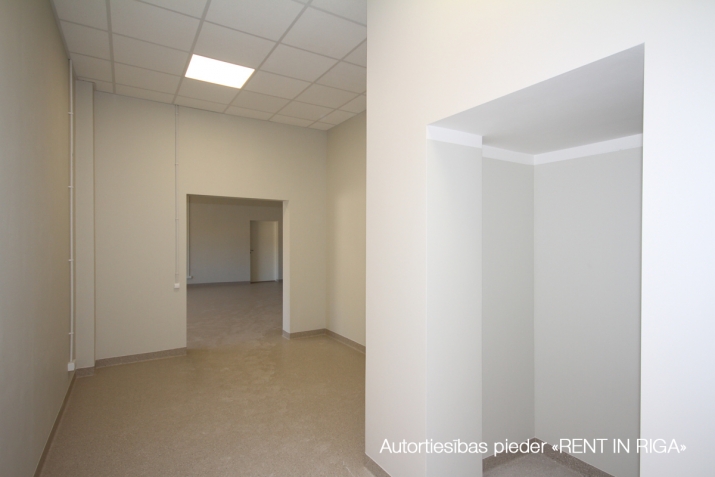 Izīrē biroju, Brīvības gatve iela 403, Rīga, Labais krasts, Jugla / 1 450 € 14