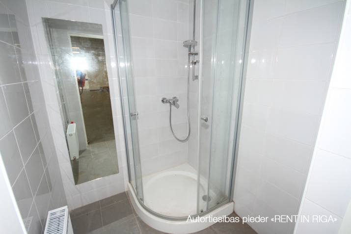 Izīrē biroju, Brīvības gatve iela 403, Rīga, Labais krasts, Jugla / 1 450 € 17