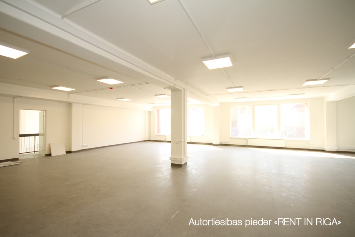 Izīrē biroju, Brīvības gatve iela 403, Rīga, Labais krasts, Jugla / 1 450 € 19
