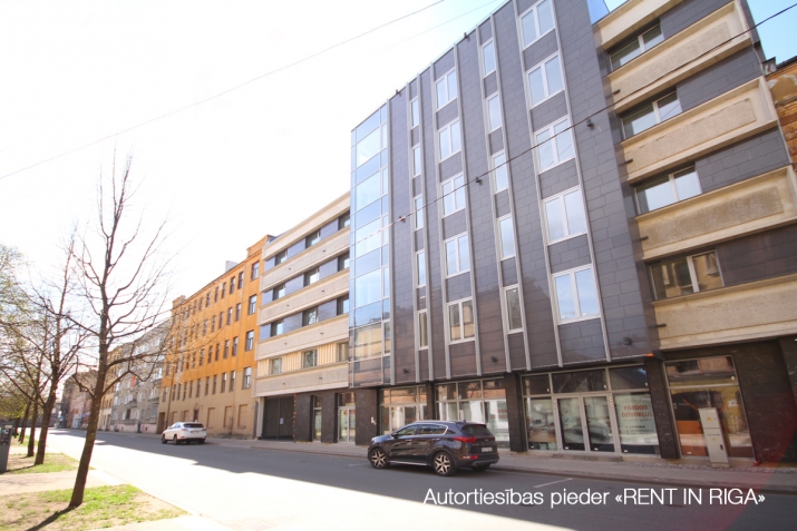 Pārdod dzīvokli, Stabu iela 100, Rīga, Labais krasts, Centrs / 222 300 € 21