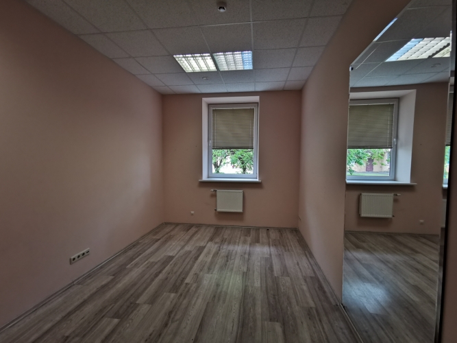 Šmerļa iela 3 1