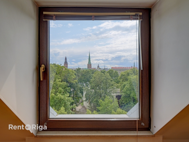 Raiņa bulvāris iela 3 7