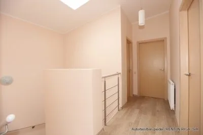 Izīrē māju, Cīruļu iela 9, Babītes novads, Babītes pagasts, Piņķi / 2 000 € 10