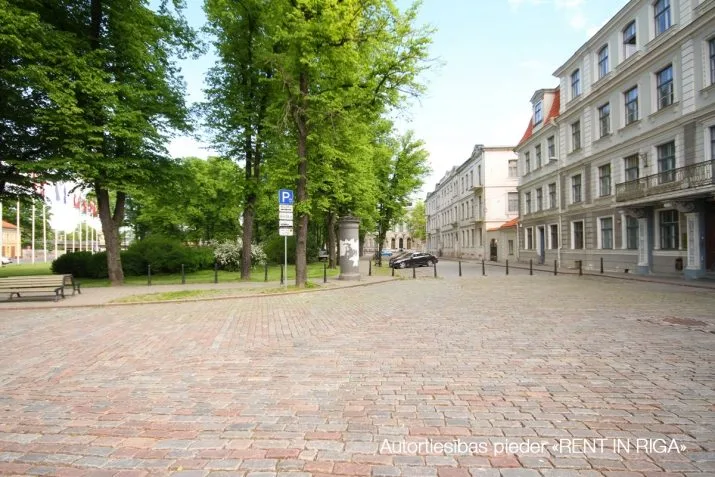 commercial premises For Rent, Pils laukums street 4, Rīga, Labais krasts, Vecrīga / 926 € 14