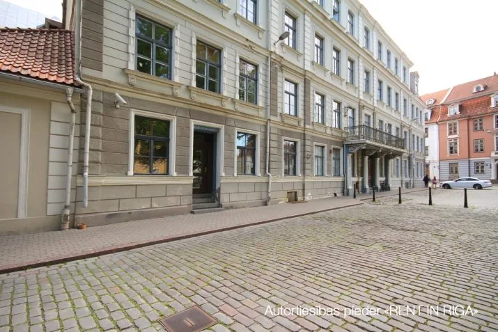 commercial premises For Rent, Pils laukums street 4, Rīga, Labais krasts, Vecrīga / 926 € 16