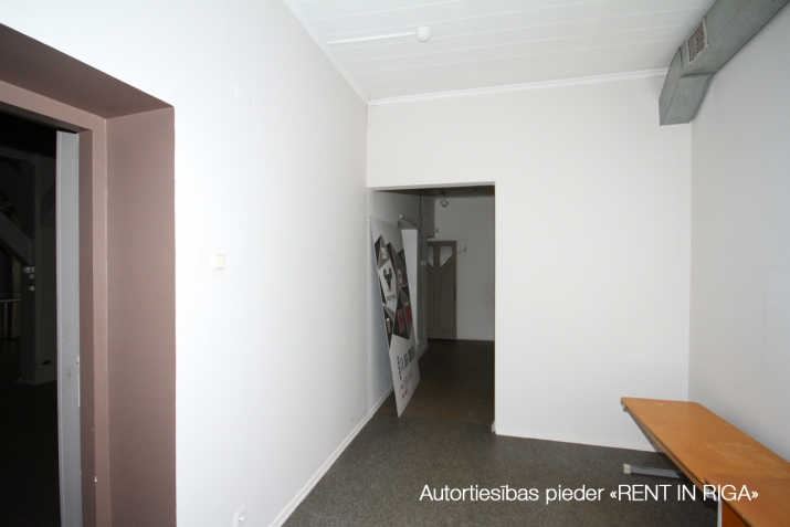 Krišjāņa Barona iela 21A 4