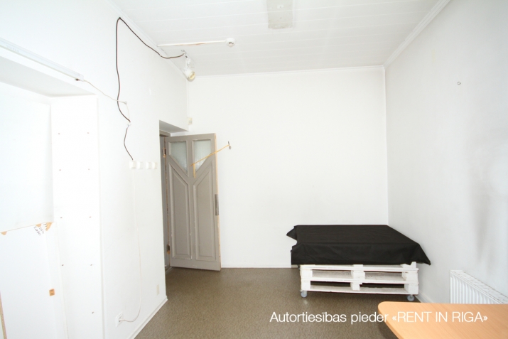 Krišjāņa Barona iela 21A 5