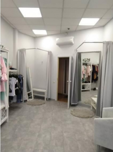 Izīrē komercplatību, Vaidavas iela 15a, Rīga, Labais krasts, Purvciems / 372 € 2