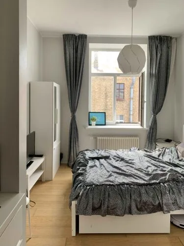 Izīrē dzīvokli, Alfrēda Kalniņa iela 1, Rīga, Labais krasts, Centrs / 520 € 1