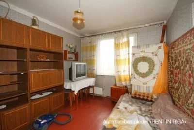 Pārdod dzīvokli, Eizenšteina iela 69, Rīga, Labais krasts, Mežciems / 43 000 € 2