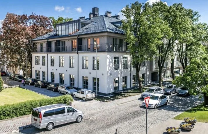 Apartment For Rent, Citadeles street 6, Rīga, Labais krasts, Centrs / 2 000 € 16