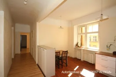 Izīrē dzīvokli, Stabu iela 46/48, Rīga, Labais krasts, Centrs / 450 € 3