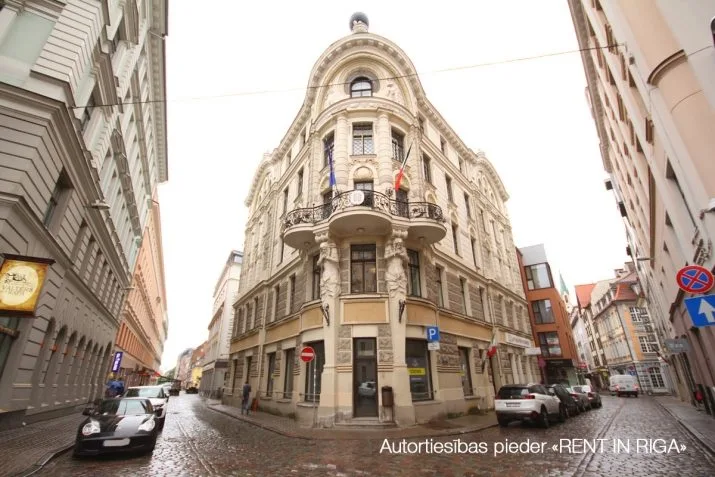 commercial premises For Rent, Teātra street 9, Rīga, Labais krasts, Vecrīga / 1 596 € 11