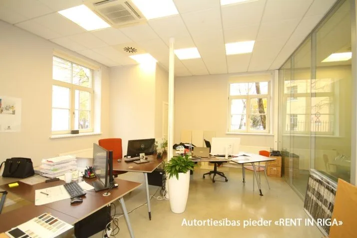 Izīrē biroju, Muitas iela 1, Rīga, Labais krasts, Centrs / 7 848 € 10