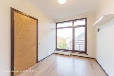 Pārdod dzīvokli, Miera iela 61, Rīga, Labais krasts, Centrs / 86 000 € 3