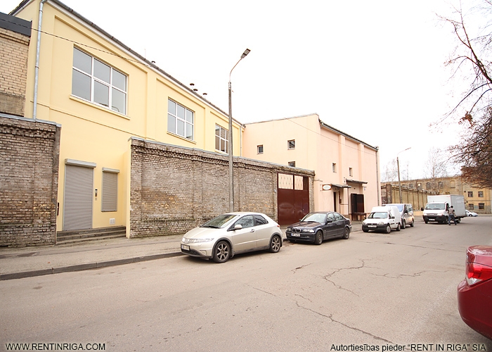 Barona iela 130 16