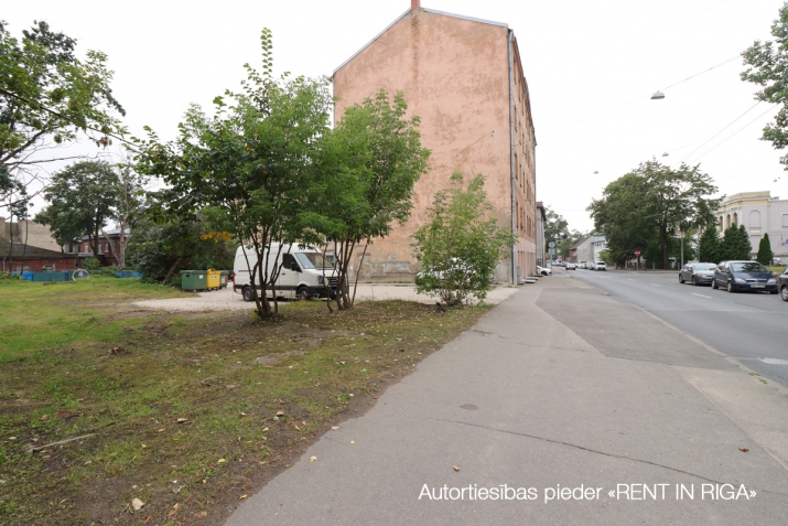 Daugavpils iela 10/12 6