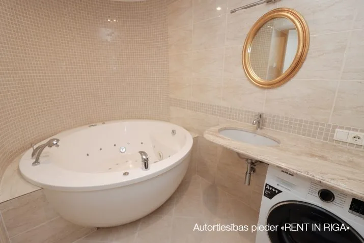 Izīrē dzīvokli, Pulkveža Brieža iela 11, Rīga, Labais krasts, Centrs / 1 200 € 11