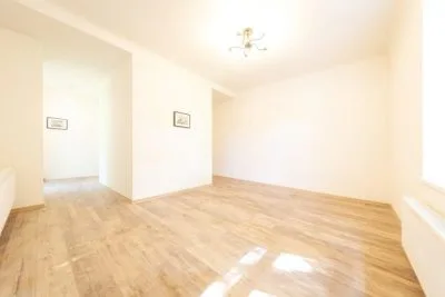 Pārdod dzīvokli, Pāles iela 11, Rīga, Labais krasts, Jugla / 55 700 € 3