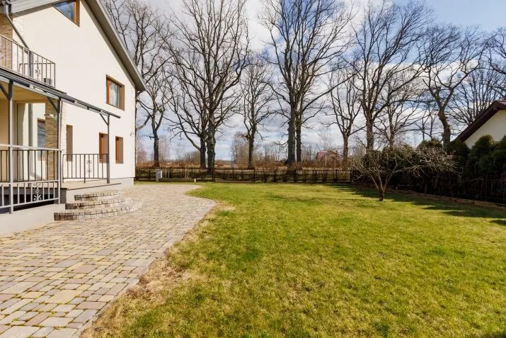 Pārdod māju, Tālivalža iela 1, Valmiera / 370 000 € 26