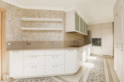 Pārdod māju, Tālivalža iela 1, Valmiera / 370 000 € 4