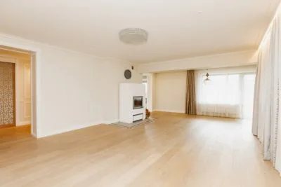 Pārdod māju, Tālivalža iela 1, Valmiera / 370 000 € 7