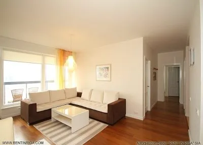 Pārdod dzīvokli, Jāņa Daliņa iela 8, Rīga, Labais krasts, Centrs / 225 000 € 3
