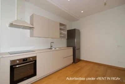 Pārdod dzīvokli, Krišjāņa Valdemāra iela 37, Rīga, Centrs / 250470 € 2