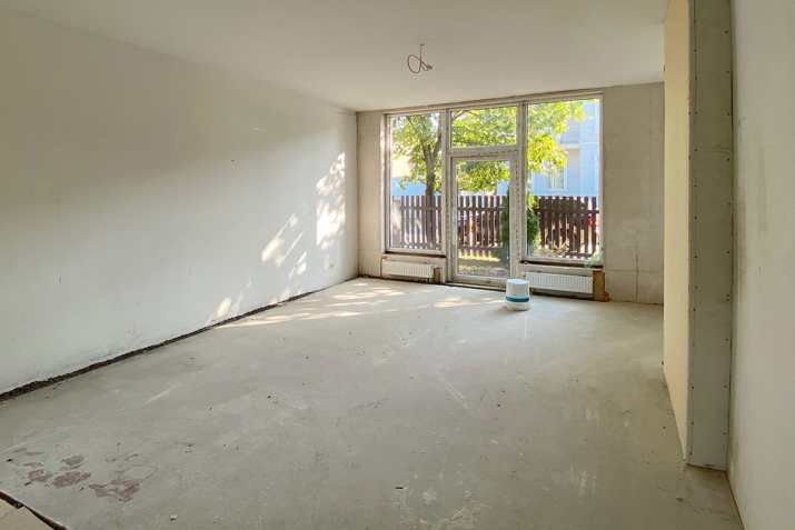 Image 1 of 14