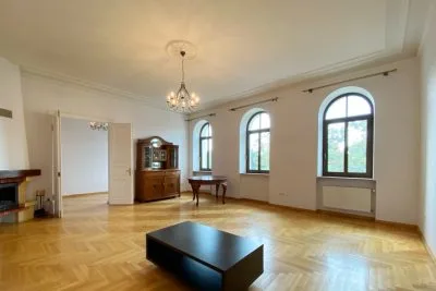 Продажа офиса, Raiņa bulvāris улица 3, Rīga, Labais krasts, Centrs / 342 000 € 2