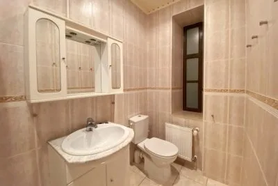 Продажа офиса, Raiņa bulvāris улица 3, Rīga, Labais krasts, Centrs / 342 000 € 12