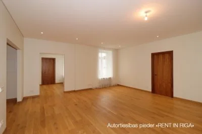 Pārdod dzīvokli, Krišjāņa Valdemāra iela 37, Rīga, Labais krasts, Centrs / 295 000 € 1