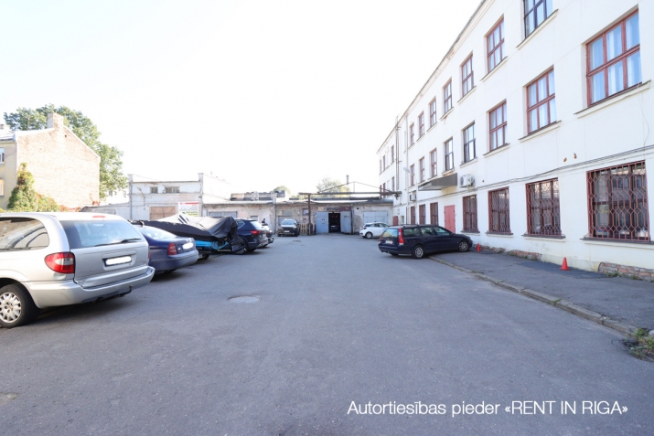 Senču iela 4 5