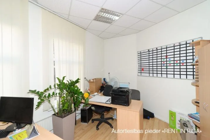 Krišjāņa Barona iela 72 4