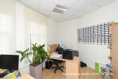 Izīrē biroju, Krišjāņa Barona iela 72, Rīga, Labais krasts, Centrs / 2 000 € 4
