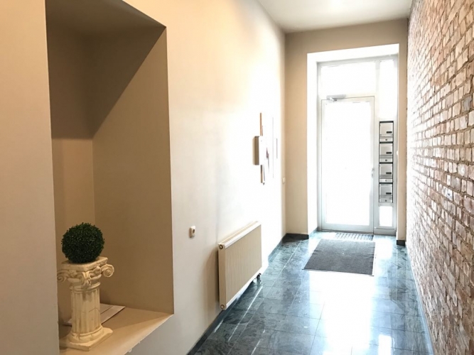 Izīrē dzīvokli, Grēcinieku iela 22, Rīga, Labais krasts, Vecrīga / 450 € 16