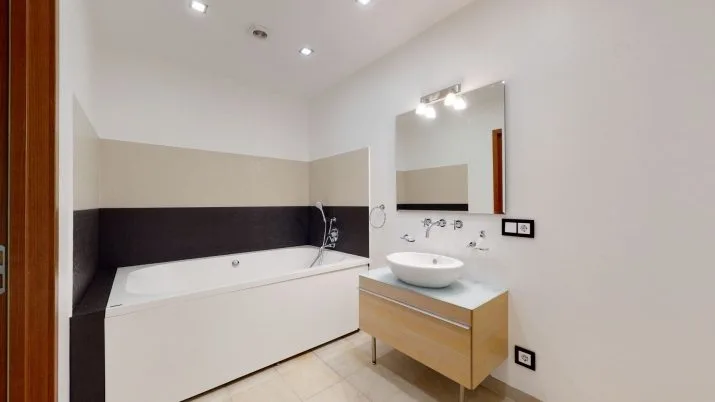 Pārdod dzīvokli, Kuģu iela 26, Rīga, Kreisais krasts, Pārdaugava (tuvā) / 360 000 € 20