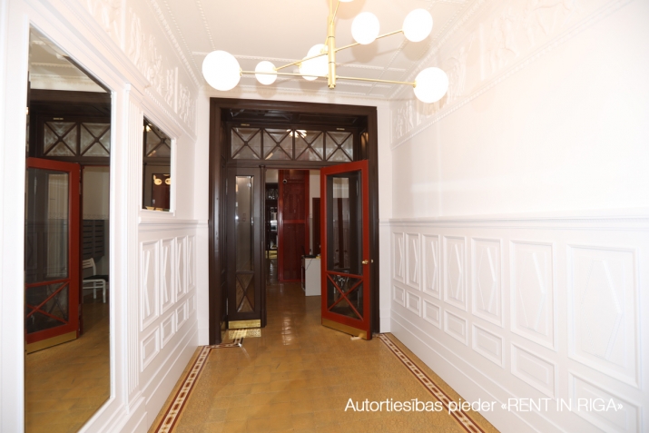 Pārdod dzīvokli, Blaumaņa iela 12, Rīga, Labais krasts, Centrs / 174 900 € 3