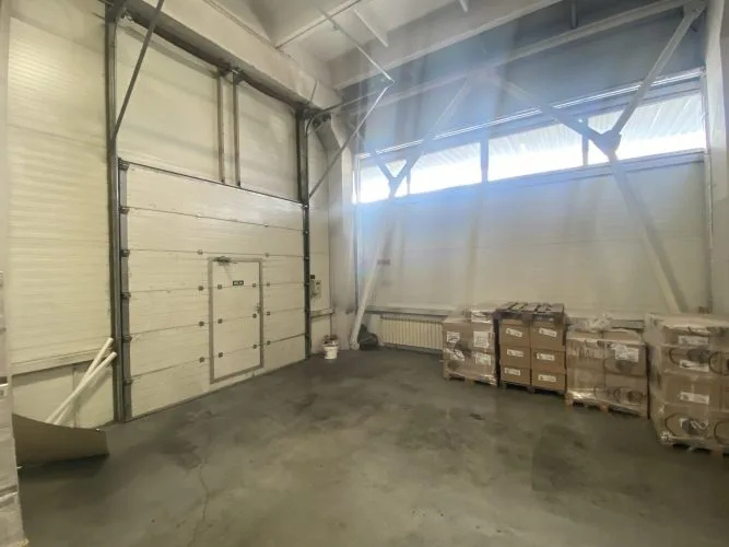 Warehouse facilities For Rent, Rencēnu street 7b, Rīga, Labais krasts, Pļavnieki / 1 935 € 2