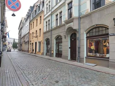 commercial premises For Rent, Riharda Vāgnera street 8, Rīga, Labais krasts, Vecrīga / 900 € 9
