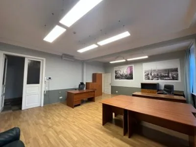 Izīrē biroju, Lāčplēša iela 17, Rīga, Labais krasts, Centrs / 1 150 € 5
