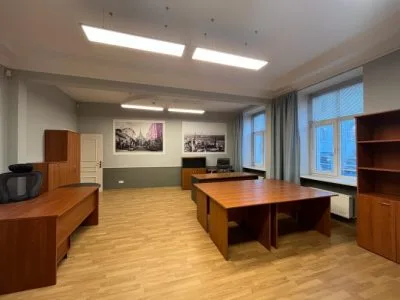 Izīrē biroju, Lāčplēša iela 17, Rīga, Labais krasts, Centrs / 1 150 € 3