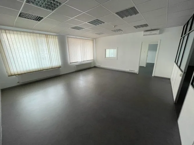 Uriekstes iela 3 2