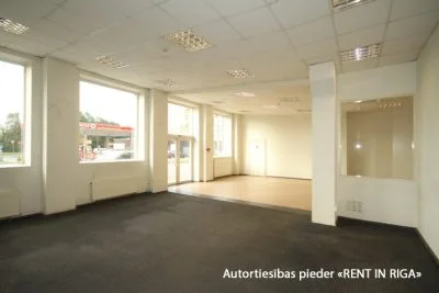 Izīrē tirdzniecības telpas, Kalnciema iela 87, Rīga, Šampēteris / 1530 € 6