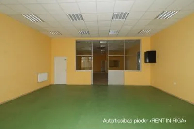 Izīrē biroju, Biroju iela 10, Rīga, Kreisais krasts, Šampēteris / 2 484 € 6
