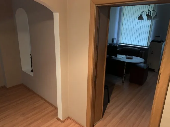 Pārdod biroju, Stabu iela 41, Rīga, Labais krasts, Centrs / 215 000 € 12