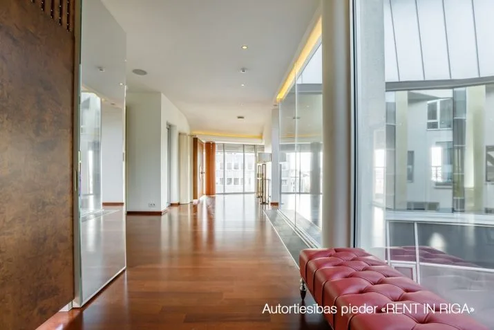 Pārdod dzīvokli, Republikas laukums iela 3, Rīga, Labais krasts, Centrs / 1 700 000 € 22