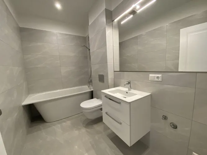 Pārdod dzīvokli, Lāčplēša iela 24, Rīga, Labais krasts, Centrs / 226 800 € 9